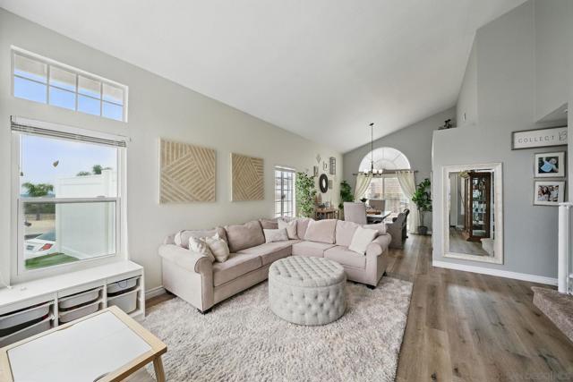 1595 Bay Meadows Dr, Alpine CA: https://media.crmls.org/mediaz/ab0c93b7-50d3-40d1-a856-5c542c1289c3.jpg