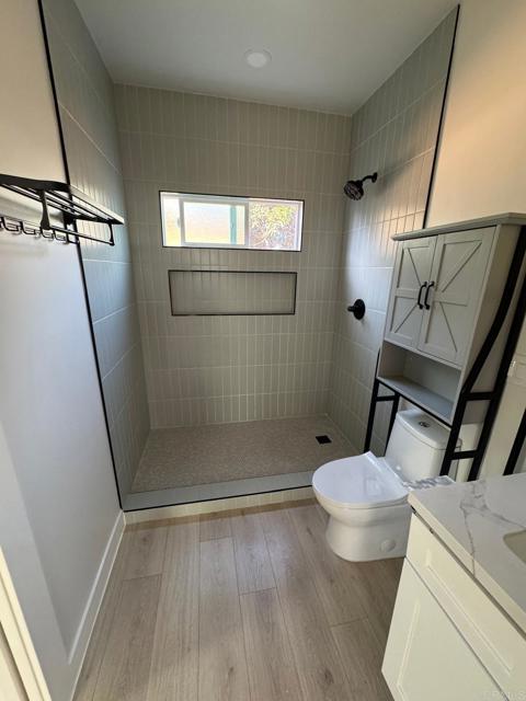 Detail Gallery Image 3 of 7 For 656 Dennis Ave, Chula Vista,  CA 91910 - 1 Beds | 1 Baths