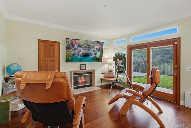 Detail Gallery Image 21 of 74 For 2345 Amber Oak Ln, Escondido,  CA 92027 - 4 Beds | 3 Baths