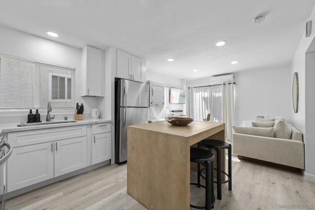 3808 14 46Th St, San Diego CA: https://media.crmls.org/mediaz/ab0f6834-5db7-420b-8bef-d73d28b9a4b9.jpg