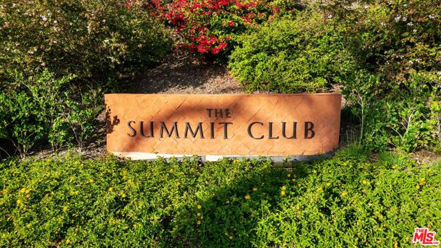 1630 Chastain, Pacific Palisades CA: https://media.crmls.org/mediaz/ab0fc495-9c21-4045-a4a8-b4b9b9d724b0.jpg