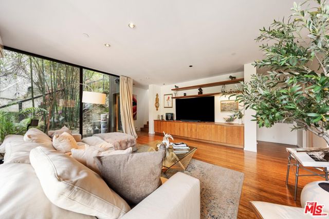 2020 Wattles Drive, Los Angeles CA: https://media.crmls.org/mediaz/ab0fdbc6-aaca-4cbd-9c6f-8ec1aa6d7468.jpg