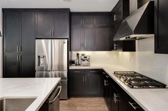 7038 Calistoga Lane, Dublin CA: https://media.crmls.org/mediaz/ab104282-326c-4452-afd0-c101454902a1.jpg