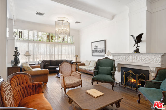 362 Bell Street, Los Alamos CA: https://media.crmls.org/mediaz/ab10df12-25f4-49ea-9cea-42987c2db1a9.jpg