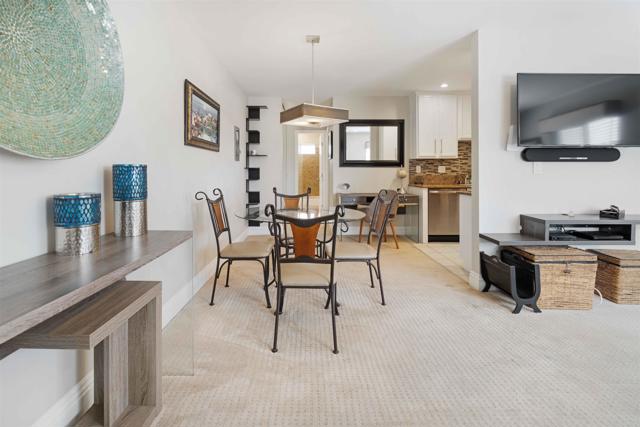 239 Ebony Avenue, Imperial Beach CA: https://media.crmls.org/mediaz/ab10ed3a-c190-41fb-b1b5-1ca8044d583c.jpg