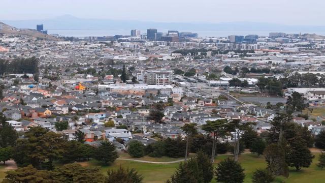 439 Yellowstone Drive, South San Francisco CA: https://media.crmls.org/mediaz/ab110725-6226-4444-90a8-b2a1a3f3db86.jpg