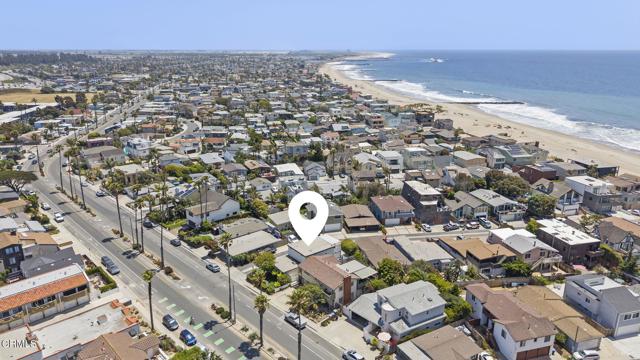 2036 Pierpont Boulevard, Ventura CA: https://media.crmls.org/mediaz/ab114ce6-84df-4339-ab8b-77e5c7768ceb.jpg