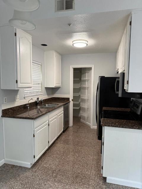 822 Shooting Star Terrace, Sunnyvale CA: https://media.crmls.org/mediaz/ab118bde-4c63-413e-9c05-77eb0bd8e632.jpg