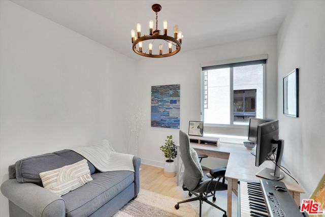 2927 Exposition Place, Los Angeles CA: https://media.crmls.org/mediaz/ab11f440-dc38-498c-bf12-316cbe4ebf2b.jpg