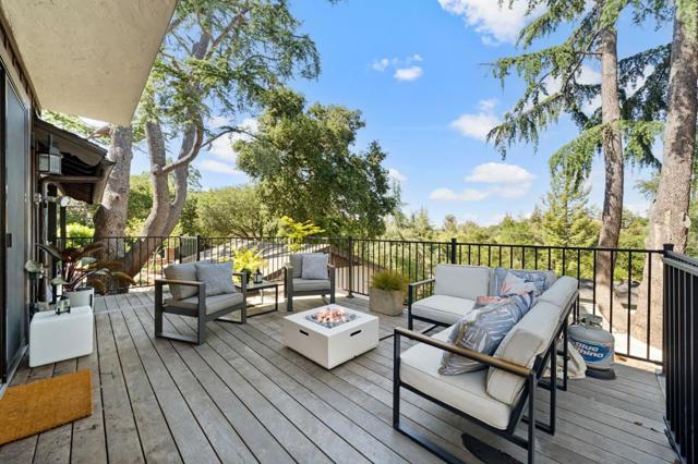 1670 Whitham Avenue, Los Altos CA: https://media.crmls.org/mediaz/ab120a66-644b-4483-8341-91d234ff6ace.jpg