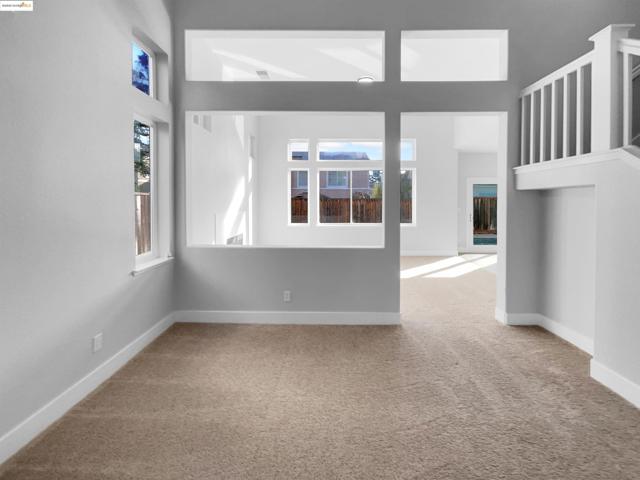 1176 Shadowcliff Ct, Brentwood CA: https://media.crmls.org/mediaz/ab124deb-d46c-406a-99a5-c1b005b993cb.jpg