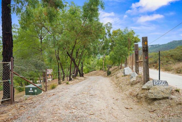19602 Santee Lane, Valley Center CA: https://media.crmls.org/mediaz/ab12b061-ffca-4296-821d-85709c0a1341.jpg