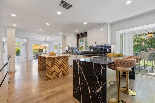 68716 Avenida Diosa, Cathedral City CA: https://media.crmls.org/mediaz/ab13cab3-fafc-40e4-a317-1ad964b870a4.jpg