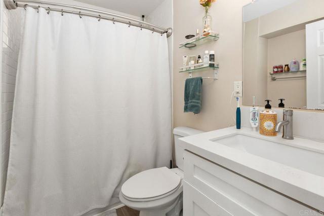 833 Halecrest Drive, Chula Vista CA: https://media.crmls.org/mediaz/ab13d9db-f65e-43fc-8cd8-6c749a0e4df8.jpg