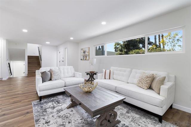 1756 Alhudson Dr, Escondido CA: https://media.crmls.org/mediaz/ab13e401-4620-412c-a8ca-b9e9c6f93364.jpg