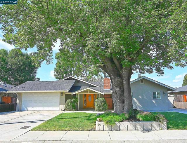 65 Dawn Dr, Pleasant Hill CA: https://media.crmls.org/mediaz/ab14142d-6014-4e22-8e56-f77b2ca1d946.jpg