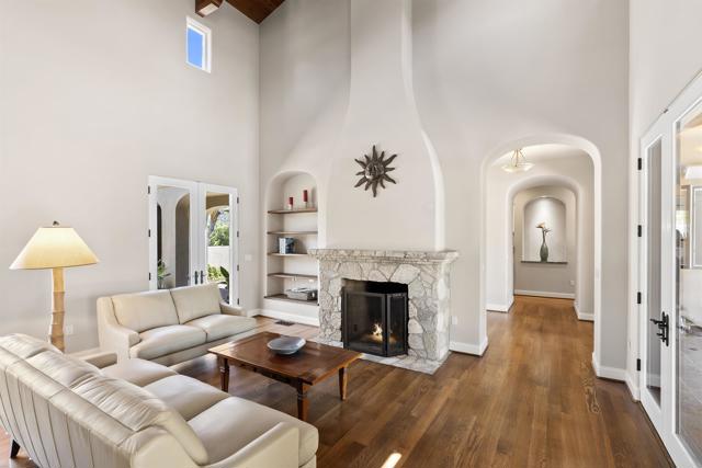 16733 Calle Hermosa, San Diego CA: https://media.crmls.org/mediaz/ab159ac7-665f-4e5b-bb39-fc017c564ef6.jpg