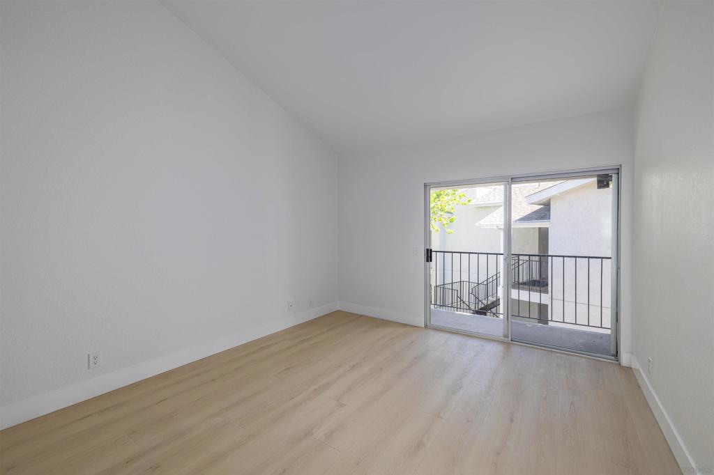3020 Cowley Way - photo 11