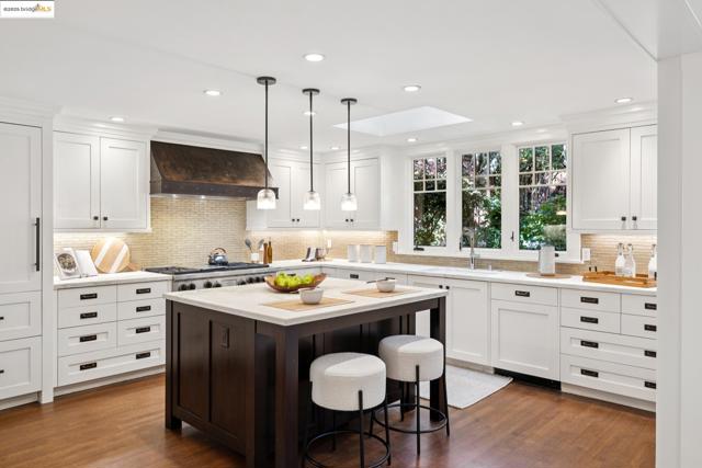 38 Bonita Ave., Piedmont CA: https://media.crmls.org/mediaz/ab163462-231f-4a72-b311-c4e31aa5d0c6.jpg