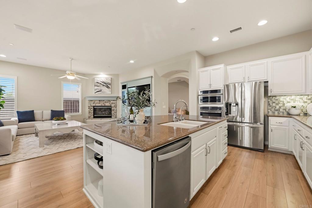 10928 La Alberca Avenue - photo 9