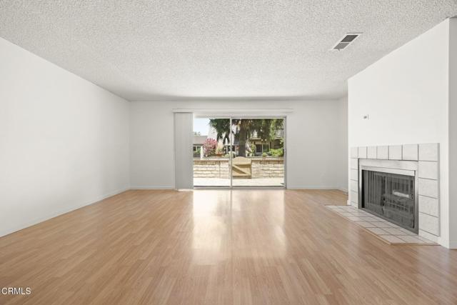 Detail Gallery Image 10 of 43 For 1717 Coronado Ct, Camarillo,  CA 93010 - 2 Beds | 1/1 Baths