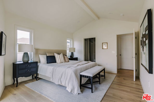5168 Emporia Avenue, Culver City CA: https://media.crmls.org/mediaz/ab16e167-79b3-49e5-915a-f86ab3f6c0b5.jpg