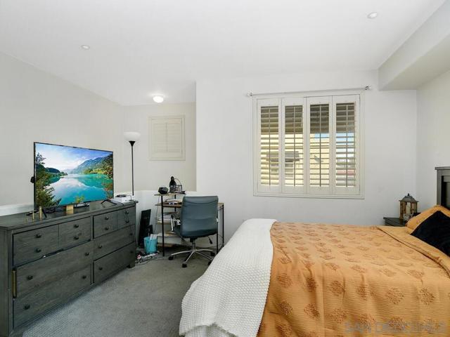 7725 El Cajon Blvd, La Mesa CA: https://media.crmls.org/mediaz/ab175ef7-50c3-4622-b0cd-73c08151e246.jpg