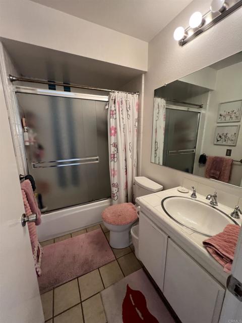 Detail Gallery Image 14 of 19 For 4710 Birchwood Cir, Carlsbad,  CA 92008 - 3 Beds | 2/1 Baths