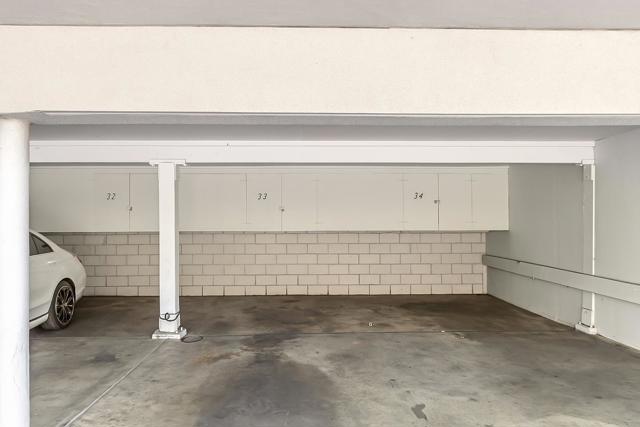 181 Del Medio Avenue, Mountain View CA: https://media.crmls.org/mediaz/ab1865a4-c60a-407a-a7c1-2cd07cf4491a.jpg