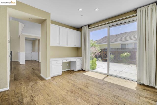 2743 Cathedral Cir, Brentwood CA: https://media.crmls.org/mediaz/ab187364-8f2a-45bb-94ff-5be36a2b2049.jpg