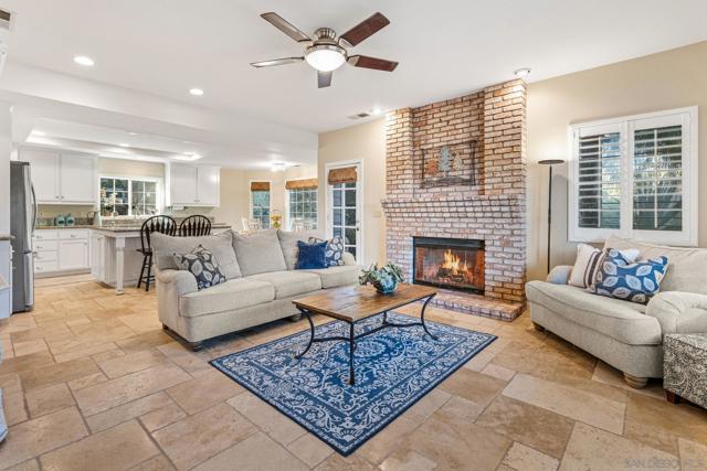 3188 Ora Avo Terrace, Vista CA: https://media.crmls.org/mediaz/ab19c016-78ba-4aea-b441-0870bba7f5c9.jpg