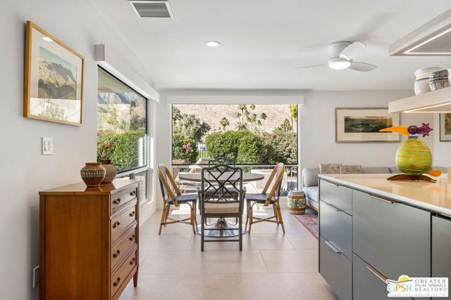 2367 S Yosemite Drive, Palm Springs CA: https://media.crmls.org/mediaz/ab1b0cde-0302-43fb-995b-3e4bc59c3347.jpg
