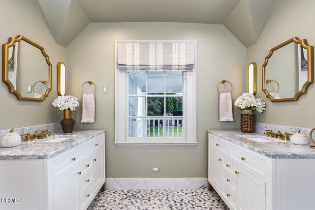 3001 Lombardy Road, Pasadena CA: https://media.crmls.org/mediaz/ab1bd343-340b-41d5-aa78-ee00f6388fe1.jpg