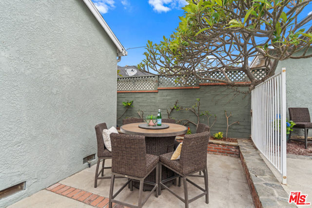 8044 Cowan Avenue, Los Angeles CA: https://media.crmls.org/mediaz/ab1c6f20-bdf7-43e5-a6cb-eb8215773e3f.jpg