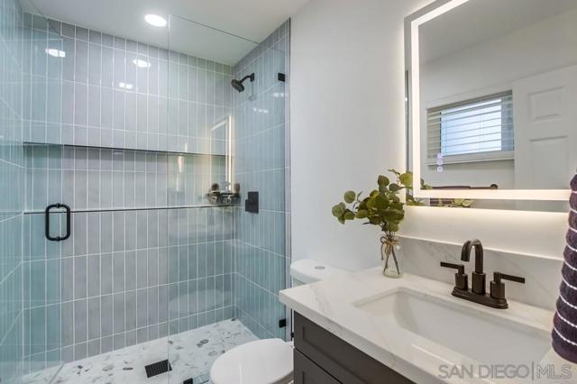 13113 Calle De Las Rosas, San Diego CA: https://media.crmls.org/mediaz/ab1e5fd8-3e18-4fb9-b6e0-f588ea9844f2.jpg