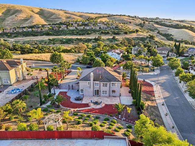 4715 Whitetail Lane, San Jose CA: https://media.crmls.org/mediaz/ab212bfa-1354-44f8-b0d2-3a97e3e0c9af.jpg