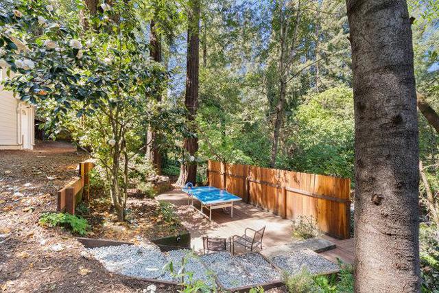 345 Saint Francis Drive, Boulder Creek CA: https://media.crmls.org/mediaz/ab21f19d-1dda-43b8-891d-146a67c0257f.jpg