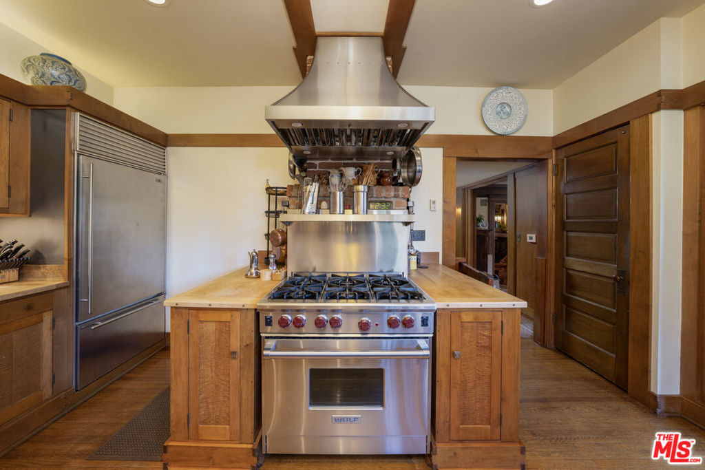 MLS #25596063 image #17