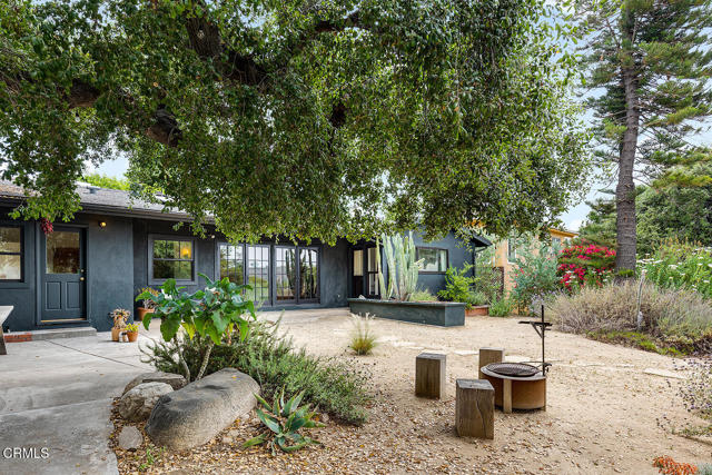 4155 Aralia Road, Altadena CA: https://media.crmls.org/mediaz/ab23ab15-5056-4065-8c58-3e038d8f286e.jpg