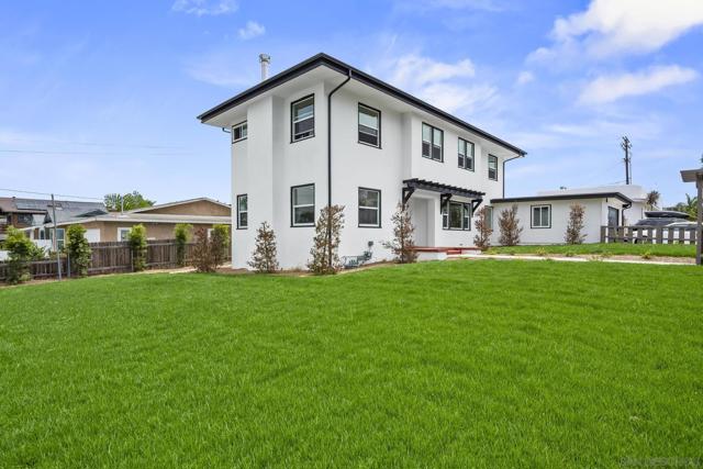 4420 Voltaire Street, San Diego CA: https://media.crmls.org/mediaz/ab23d643-e20f-4975-87fa-ec2b7f830d03.jpg