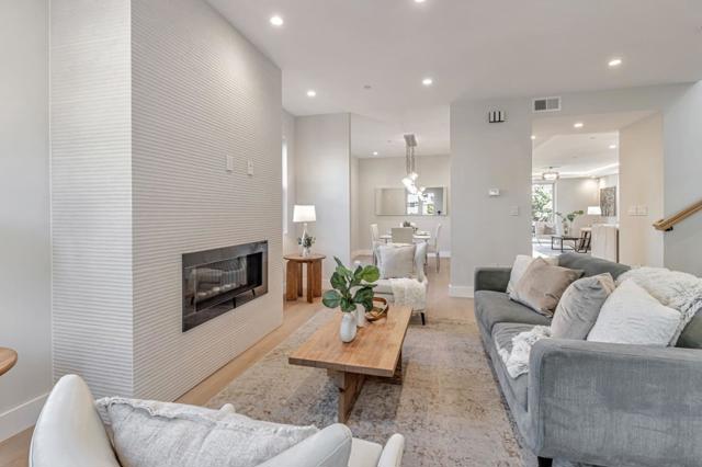 1066 Larch Avenue, Moraga CA: https://media.crmls.org/mediaz/ab24a1e8-251a-41c1-b1f4-cb930bc47121.jpg