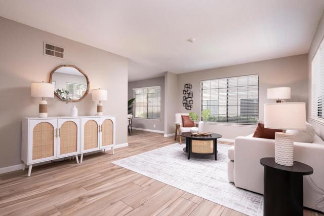32864 Arbor Vine Drive, Union City CA: https://media.crmls.org/mediaz/ab24c232-ada4-4c85-8ad5-56b5b711a1ca.jpg