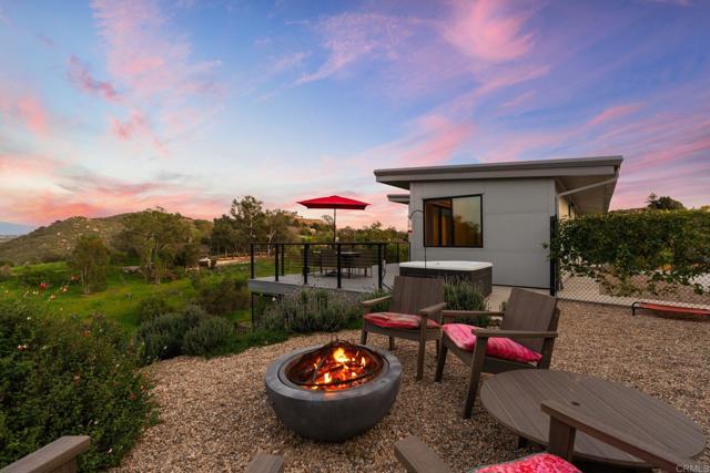 Detail Gallery Image 26 of 75 For 6937 Kellyn Ln, Vista,  CA 92084 - 4 Beds | 4/1 Baths