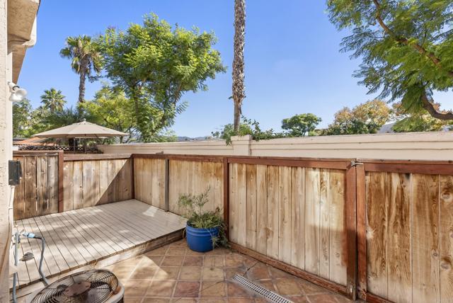 11358 Via Rancho San Diego Unit G, El Cajon CA: https://media.crmls.org/mediaz/ab25d8e0-73d2-4a59-a278-179d5fb09dac.jpg