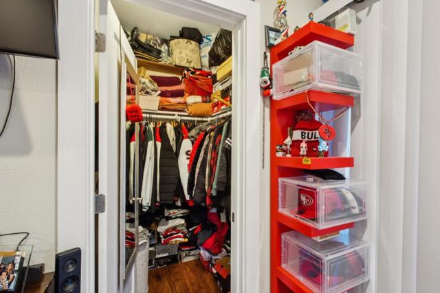 1615 Oakdale Avenue, San Francisco CA: https://media.crmls.org/mediaz/ab26a1a3-b240-4aed-9d5a-16aaced0e101.jpg