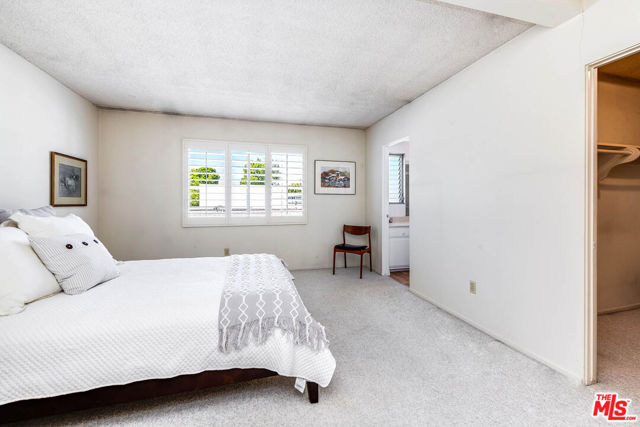 4331 W Sarah Street, Burbank CA: https://media.crmls.org/mediaz/ab2764d8-df21-4d4c-8a02-bcf33c790390.jpg