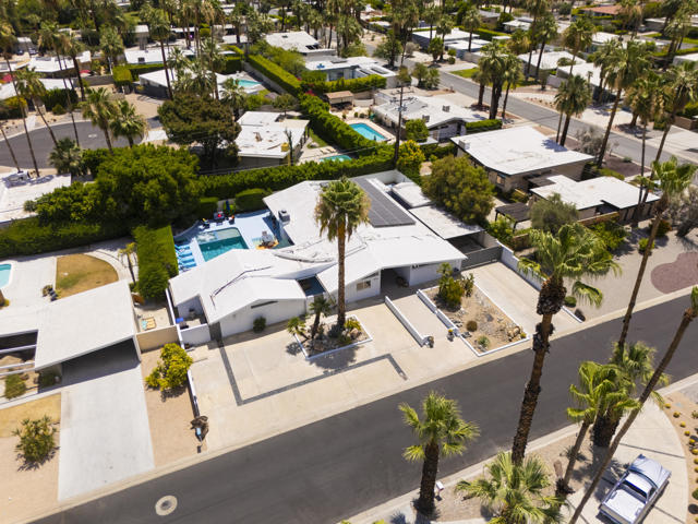 1890 S Navajo Drive, Palm Springs, CA 92264