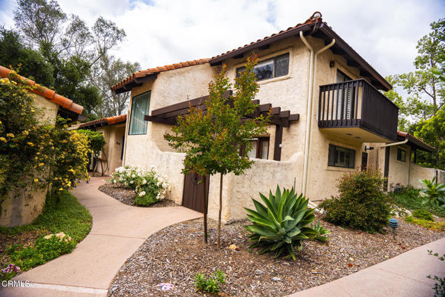 205 Pirie Road, Ojai CA: https://media.crmls.org/mediaz/ab287075-df7c-4c15-a0ae-65ea46f04506.jpg
