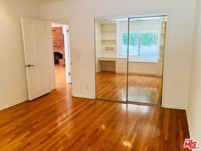 4031 Hollyline Avenue, Sherman Oaks CA: https://media.crmls.org/mediaz/ab291465-ce1c-4685-a9dc-5e39bb15650a.jpg