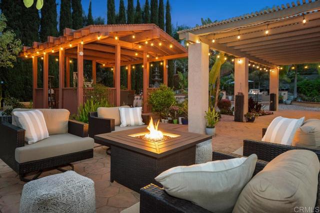2409 Andersen Lane, Vista CA: https://media.crmls.org/mediaz/ab2a1783-f907-4530-9c04-af6e6b697033.jpg